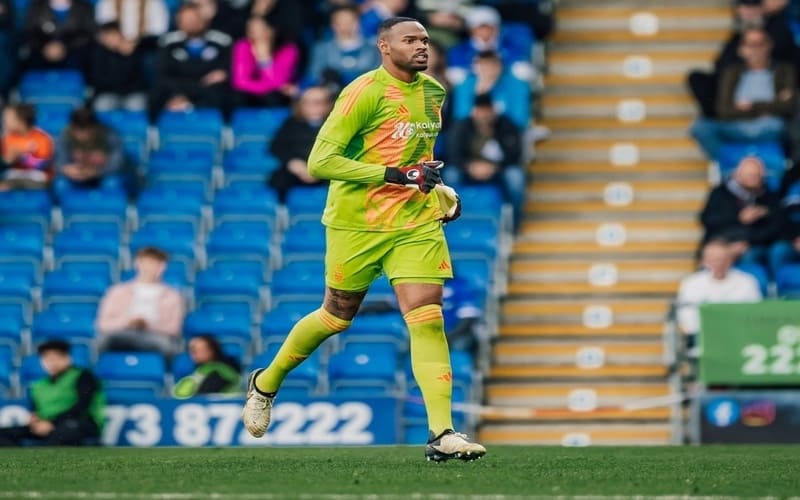 Top 8 cầu thủ lớn nhất thế giới tính đến thời điểm hiện nay