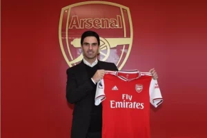 hlv-arsenal-hanh-trinh-tu-nhung-huyen-thoai-den-trieu-dai-mikel-arteta
